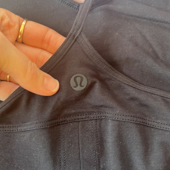 Lulu Black Tie Back Tank - Picture 3 of 4